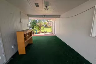 438 Bluebird Ln, Delray Beach, FL 33445 - Photo 32