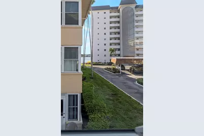 5020 Brittany Drive S #224, Saint Petersburg, FL 33715 - Photo 16