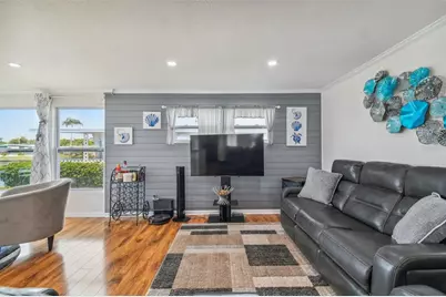 10232 Paradise Drive #193, Largo, FL 33773 - Photo 4