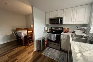 8500 13th St N, Saint Petersburg, FL 33702 - Photo 6