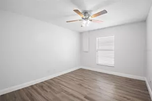 4610 6th Ave S, Saint Petersburg, FL 33711 - Photo 14