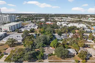260 13th St N, Saint Petersburg, FL 33705 - Photo 36