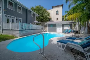 2921 W El Prado Blvd, Tampa, FL 33629 - Photo 2