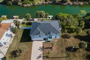 3244 Rose Arbor Dr, Hernando Beach, FL 34607 - Photo 2