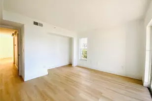 7200 E Bank Dr, Tampa, FL 33617 - Photo 12