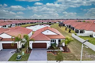 17111 Holly Well, Wimauma, FL 33598 - Photo 4