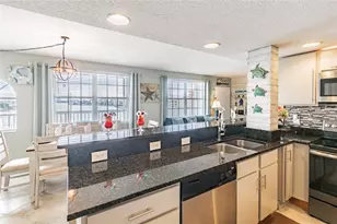 445 Hamden Dr, Clearwater Beach, FL 33767 - Photo 18