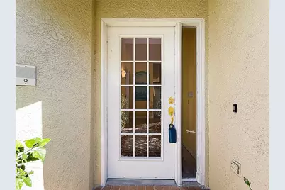 11117 Kapok Grand Circle, Madeira Beach, FL 33708 - Photo 4