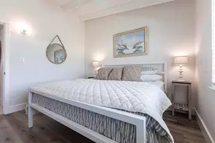 6006 Midnight Pass Rd, Sarasota, FL 34242 - Photo 8