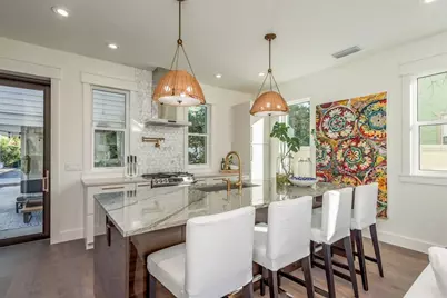 927 6th Street N, Saint Petersburg, FL 33701 - Photo 8