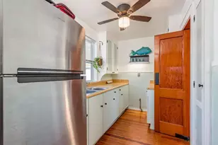 927 6th St N, Saint Petersburg, FL 33701 - Photo 40