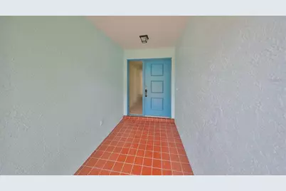 2620 Locksley Street #261, Sun City Center, FL 33573 - Photo 4