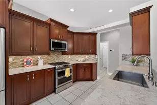 1726 Loriana St, Brandon, FL 33511 - Photo 18
