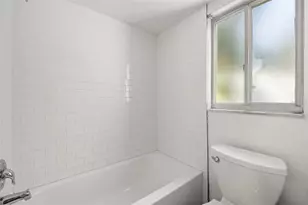 3206 W Azeele St, Tampa, FL 33609 - Photo 4