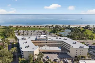 1200 N Shore Dr NE, Saint Petersburg, FL 33701 - Photo 58