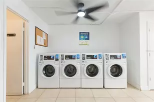 5221 S Bayshore Blvd, Tampa, FL 33611 - Photo 26