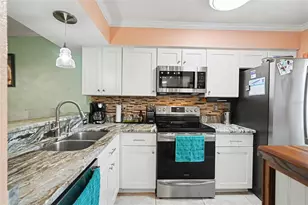 4821 Myrtle Oak Dr, New Port Richey, FL 34653 - Photo 12