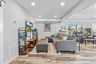 2460 43rd Street N, Saint Petersburg, FL 33713 - Photo 24