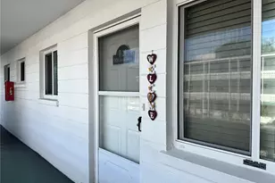 1826 Sunny Dr, Bradenton, FL 34207 - Photo 2