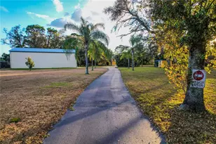 20600 Moreland Dr, Spring Hill, FL 34610 - Photo 64