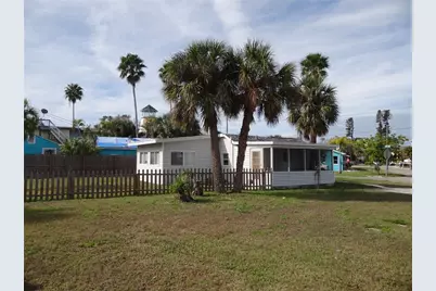13360 Boca Ciega Avenue, Madeira Beach, FL 33708 - Photo 2