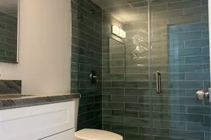 129 104th Ave, Treasure Island, FL 33706 - Photo 16