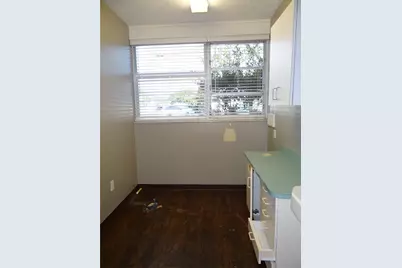 3863 Central Avenue, Saint Petersburg, FL 33710 - Photo 18