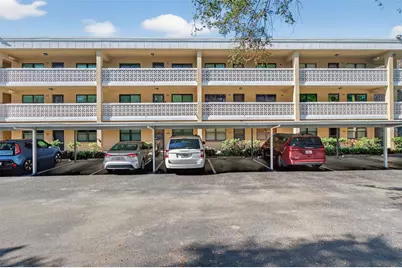 5080 Locust Street NE #328, Saint Petersburg, FL 33703 - Photo 2