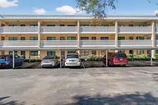 5080 Locust St NE, Saint Petersburg, FL 33703 - Photo 2