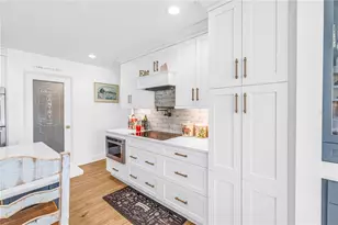 1180 Cordova Blvd NE, Saint Petersburg, FL 33704 - Photo 10