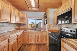 557 Flame Tree Dr, Apollo Beach, FL 33572 - Photo 12