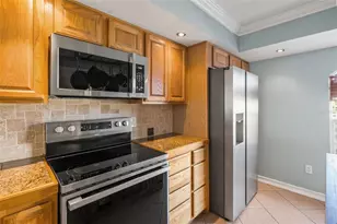 637 Pinellas Bayway S, Saint Petersburg, FL 33715 - Photo 12