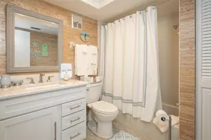 200 120th Ave W, Treasure Island, FL 33706 - Photo 20