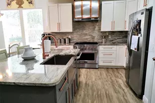 3639 Hurston St, New Port Richey, FL 34655 - Photo 12