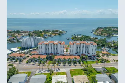1325 Snell Isle Boulevard NE #810, Saint Petersburg, FL 33704 - Photo 1