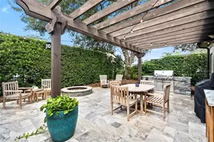 5950 Jaegerglen Dr, Lithia, FL 33547 - Photo 32