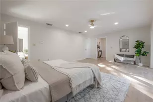2908 Whittington Pl, Tampa, FL 33618 - Photo 56