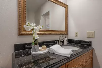 2908 Whittington Place, Tampa, FL 33618 - Photo 46