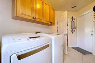 1618 Magdalene Manor Dr, Tampa, FL 33613 - Photo 70