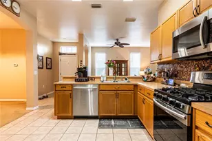 1627 Sassafras Dr, Wesley Chapel, FL 33543 - Photo 40