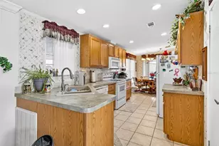 10047 Equity Ave, Dade City, FL 33525 - Photo 8