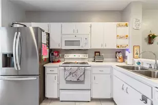 291 Countryside Key Blvd, Oldsmar, FL 34677 - Photo 4