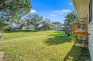 1007 Lake Avoca Dr, Tarpon Springs, FL 34689 - Photo 30