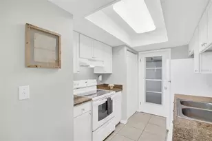 1603 Whitebridge Dr, Palm Harbor, FL 34684 - Photo 14