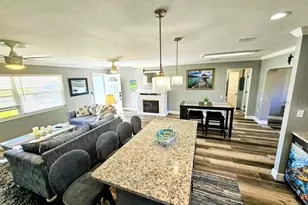 11381 70th Terrace, Seminole, FL 33772 - Photo 2