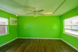 115 145th Ave E, Madeira Beach, FL 33708 - Photo 18