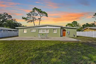 15367 Bedford Cir E, Clearwater, FL 33764 - Photo 24