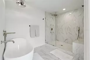 120 8th St E, Tierra Verde, FL 33715 - Photo 48