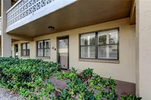 5080 Locust St NE, Saint Petersburg, FL 33703 - Photo 1