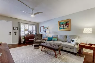 5080 Locust Street NE #130, Saint Petersburg, FL 33703 - Photo 2